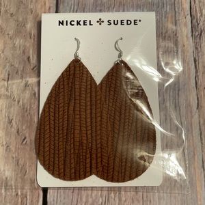 NEW!  Nickel & Suede Cedar Grove (MEDIUM)- Pair #1